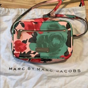 Floral print Crossbody